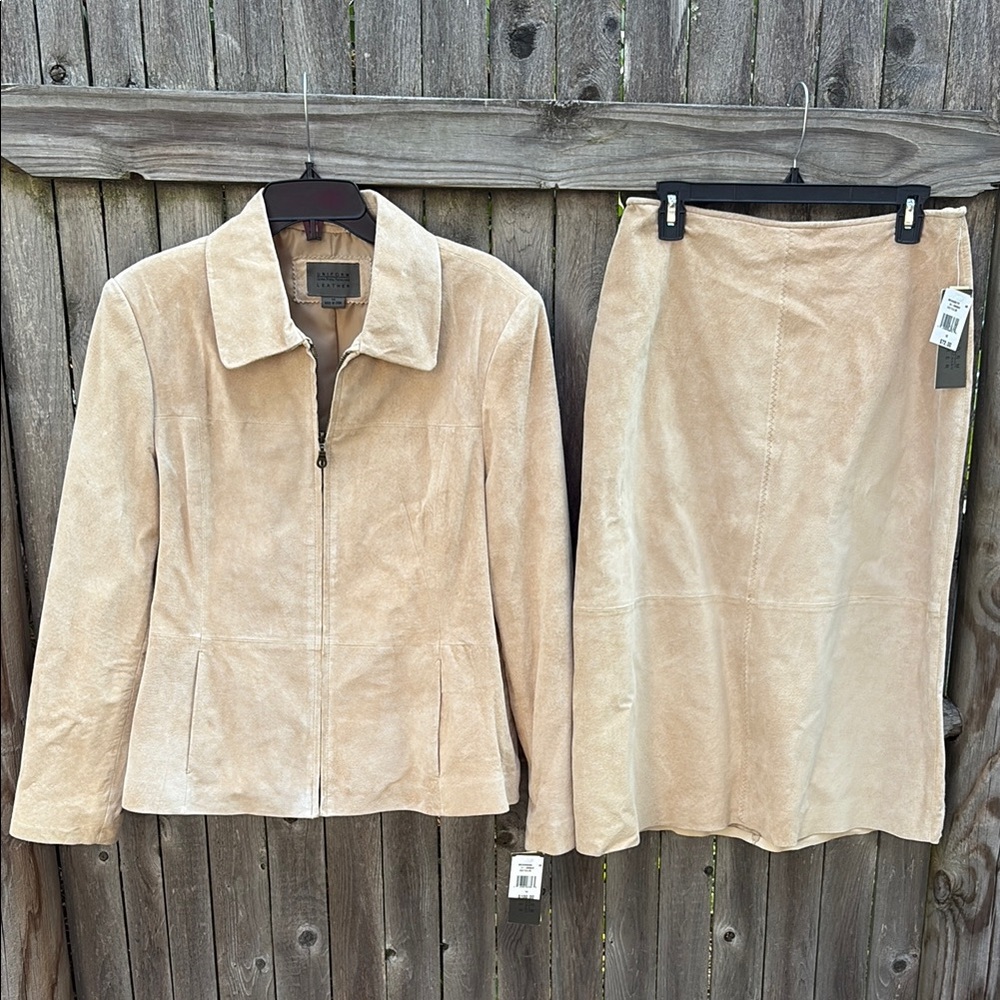 John Paul Richard Uniform size 14 vintage washable suede leather set! NWT!!